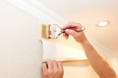 Pose de papier peint à Saint-Maden — revêtements muraux et toiles de verre